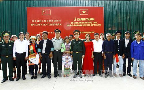 Tăng cường quan hệ đoàn kết nhân dân và quân đội vùng biên giới Việt - Trung ảnh 1